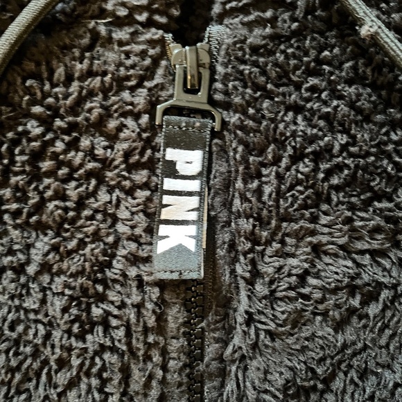 PINK Victoria's Secret 1/4 Zip Sherpa Hoodie - Picture 4 of 6